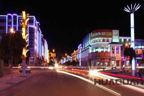 『隨華全，觀天下』 ——走進突泉