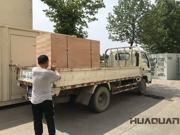 一臺(tái)120kw柴油發(fā)電機(jī)組于2018年5月21日順利發(fā)往山東省青島市