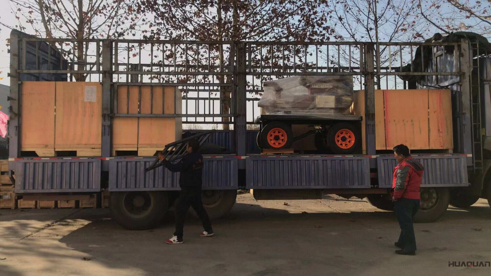 陳先生從華全動力采購的15kw立柜四保護柴油發電機組已于11月19日成功發往江蘇省